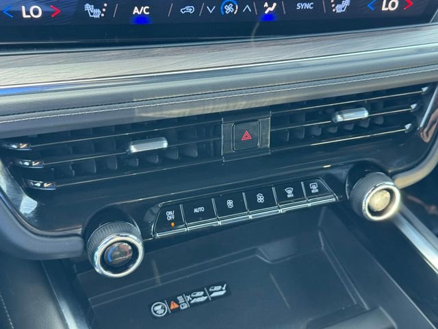 Certified 2025 Chevrolet Suburban Z71 image 21