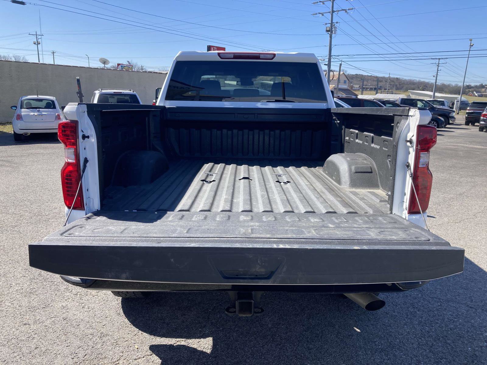 Used 2024 Chevrolet Silverado 2500 Custom w/ Custom Convenience Package image 8
