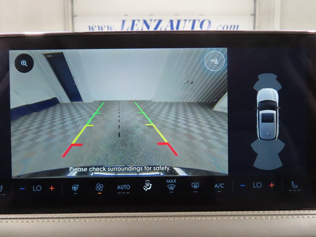 Used 2025 Lincoln Corsair Premiere w/ Jet Appearance Package image 17