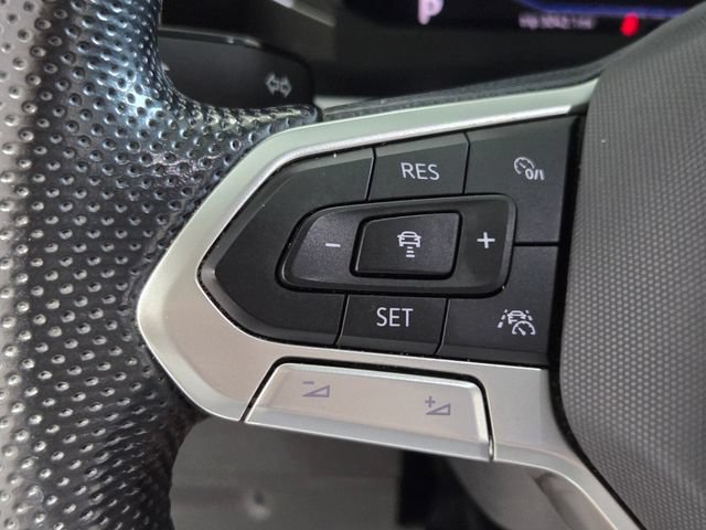 Used 2022 Volkswagen Atlas SEL Premium AWD/4WD image 29