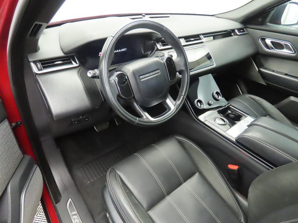 Used 2018 Land Rover Range Rover Velar R-Dynamic SE AWD/4WD image 9