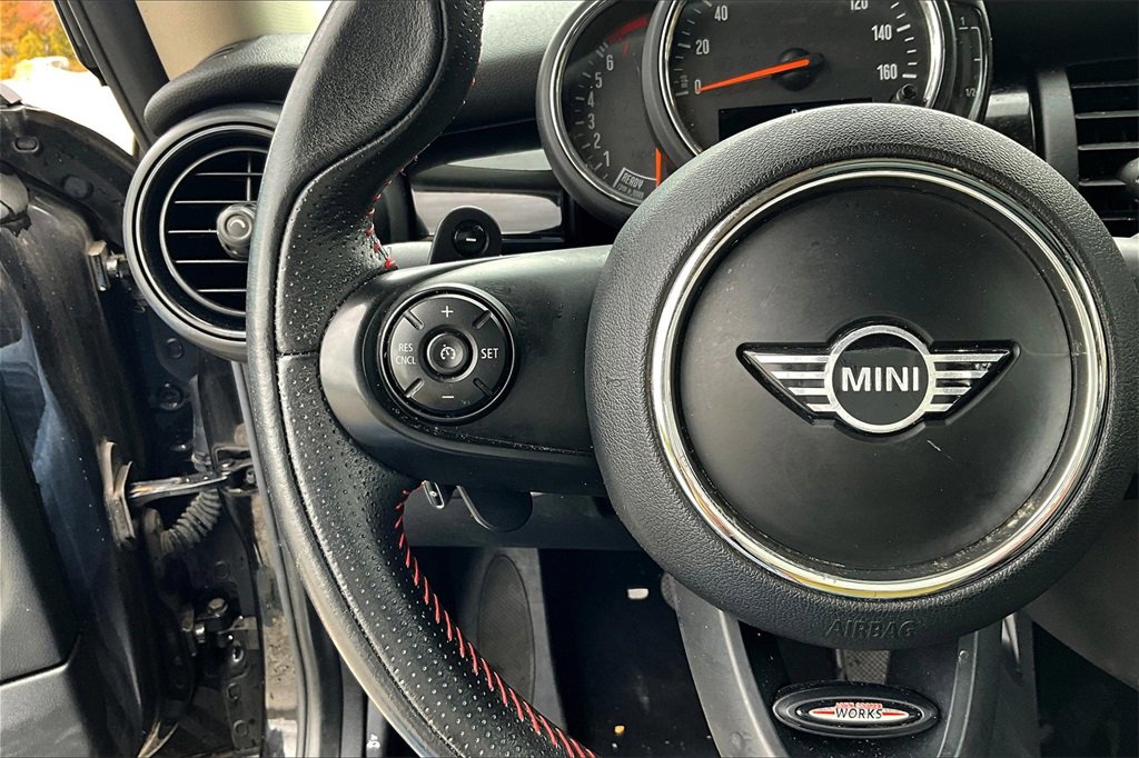 Used 2019 MINI Cooper S image 12