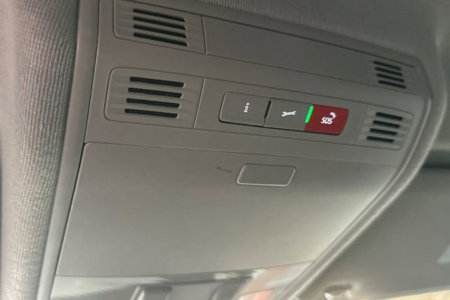 Certified 2024 Volkswagen Tiguan S image 38