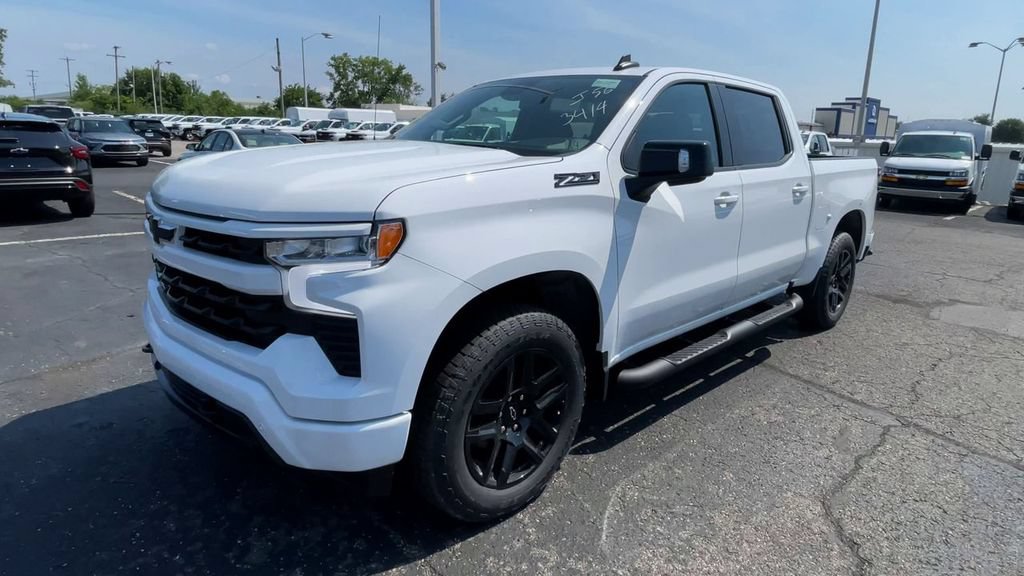 New 2026 Chevrolet Silverado 1500 RST AWD/4WD image 6