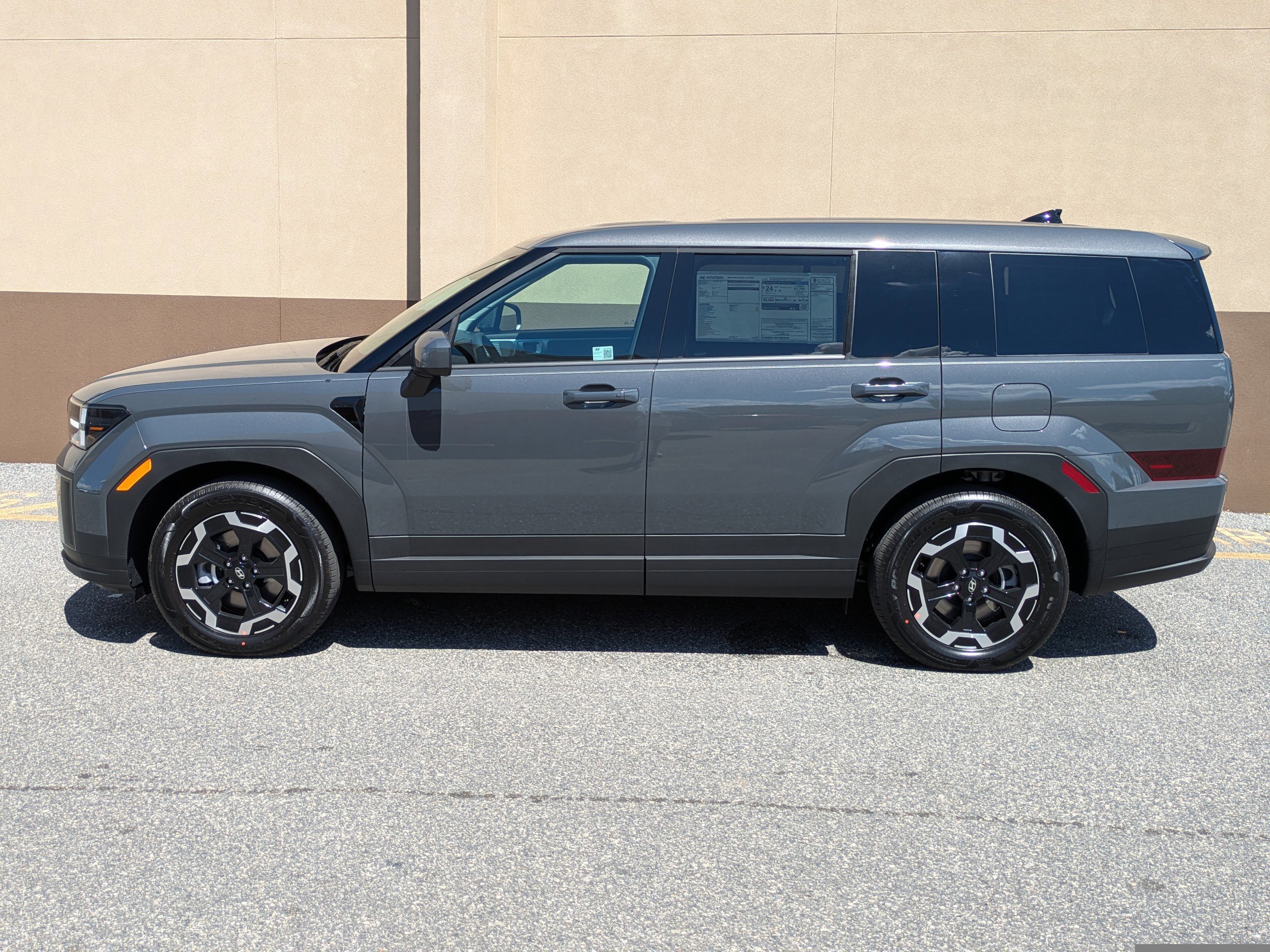 New 2026 Hyundai Santa Fe SE image 9