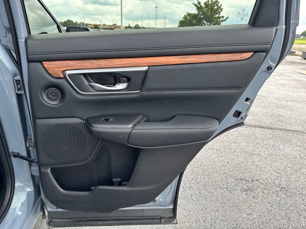 Used 2022 Honda CR-V Touring image 39