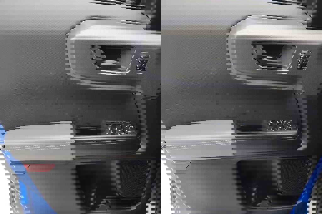 Used 2025 Ford Bronco Sport Badlands image 16