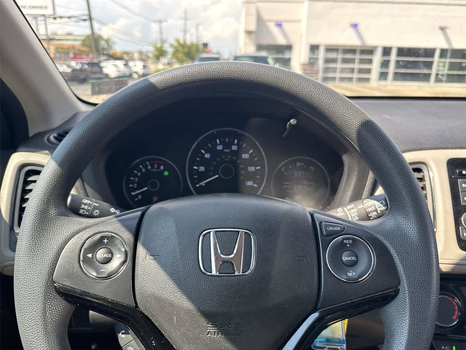 Used 2020 Honda HR-V LX image 18