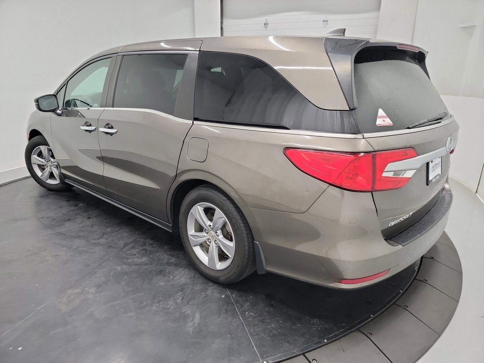 Used 2018 Honda Odyssey EX image 6