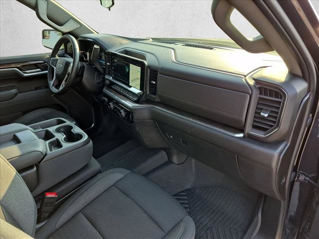 Used 2024 Chevrolet Silverado 1500 RST AWD/4WD image 20