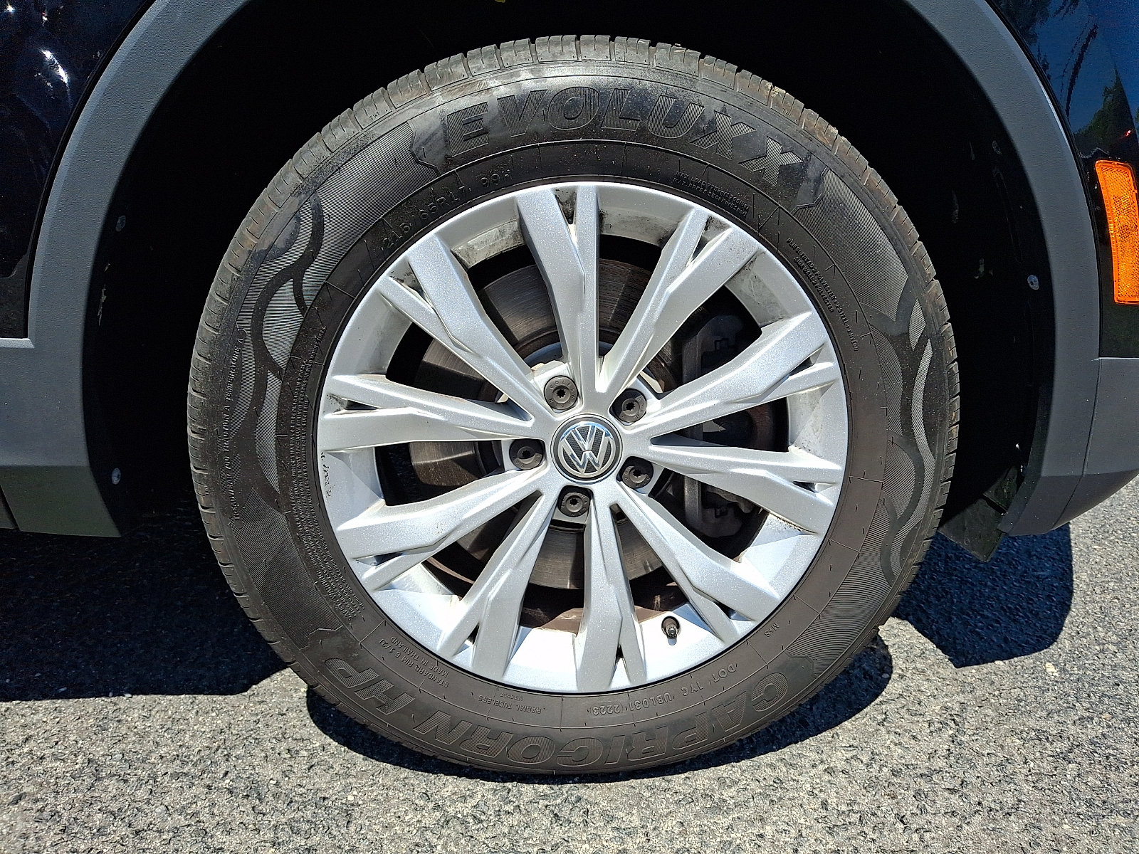 Used 2020 Volkswagen Tiguan S AWD/4WD image 9