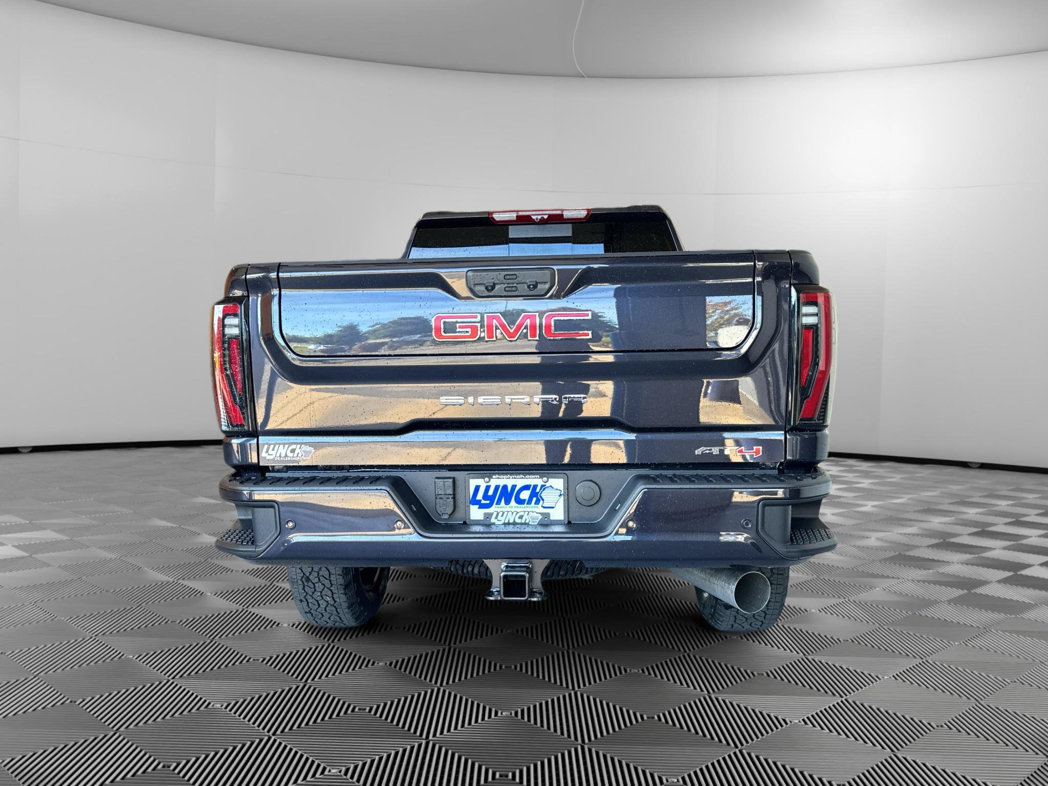 New 2026 GMC Sierra 2500 AT4 w/ AT4 Premium Plus Package AWD/4WD image 4