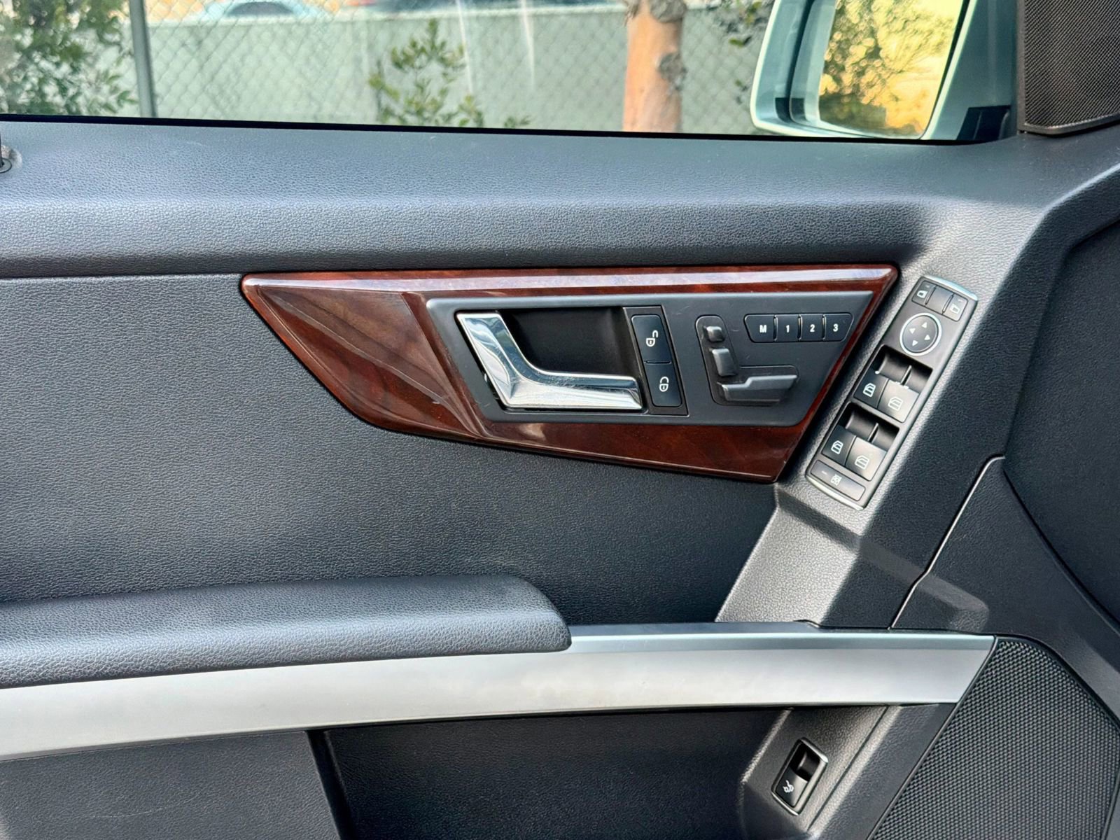 Used 2011 Mercedes-Benz GLK 350 GLK 350 4MATIC Sport Utility 4 image 10