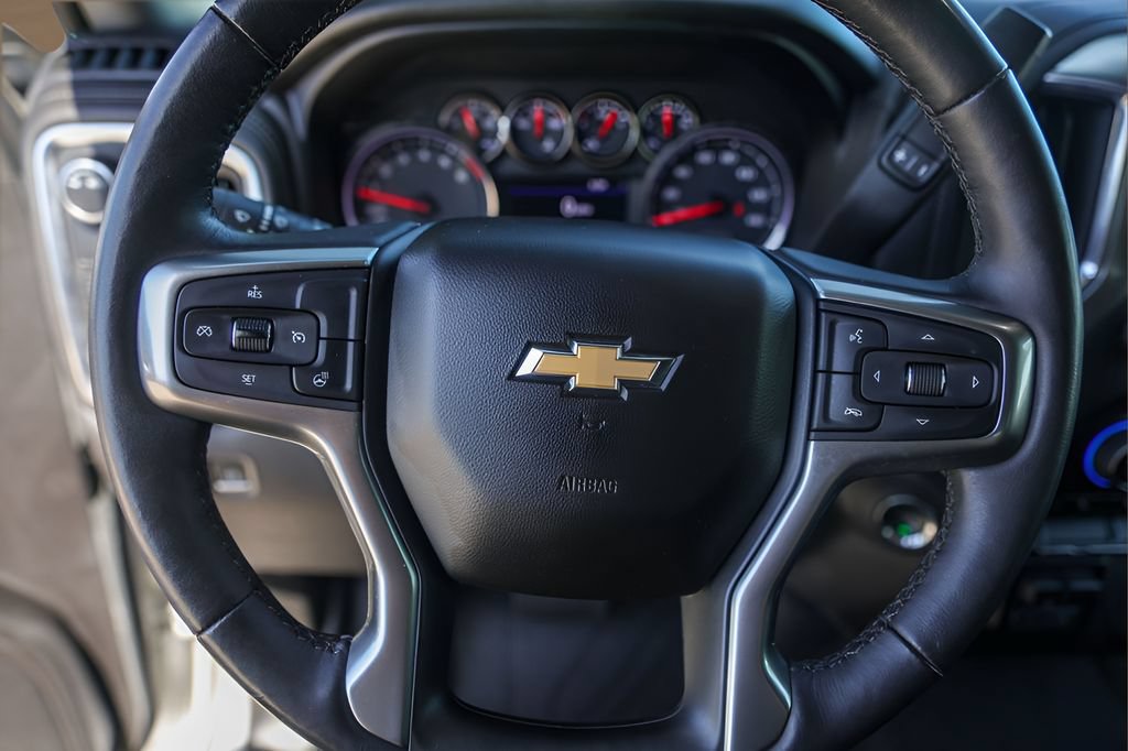 Used 2020 Chevrolet Silverado 1500 LT w/ Texas Edition RWD image 13