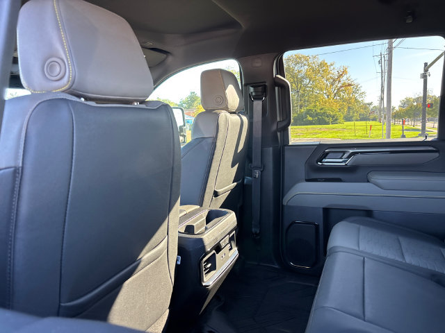 Used 2026 Chevrolet Silverado 2500 ZR2 AWD/4WD image 11