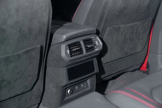 Used 2023 Lamborghini Urus Performante image 31