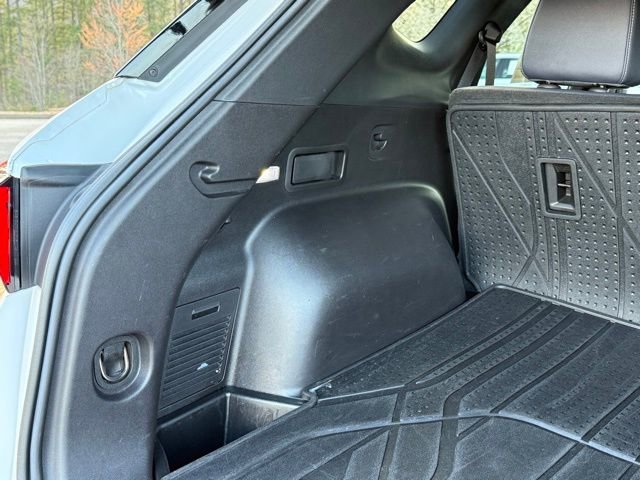 Used 2024 Chevrolet Blazer RS w/ Driver Confidence II Package image 32