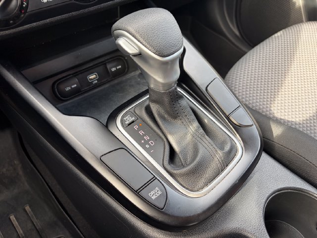 Certified 2022 Kia Soul LX FWD image 28