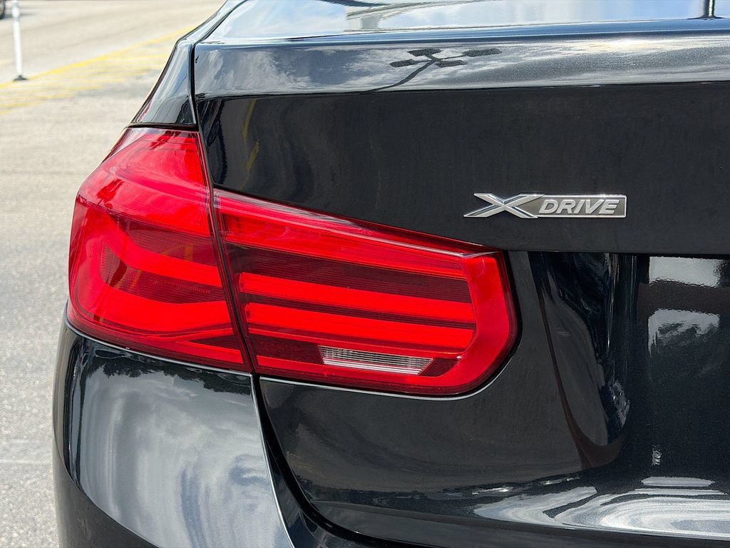 Used 2017 BMW 328d xDrive Sedan AWD/4WD image 10