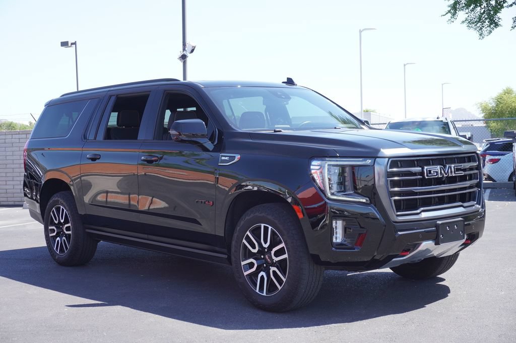 Certified 2023 GMC Yukon XL AT4 w/ Technology Package AWD/4WD image 5