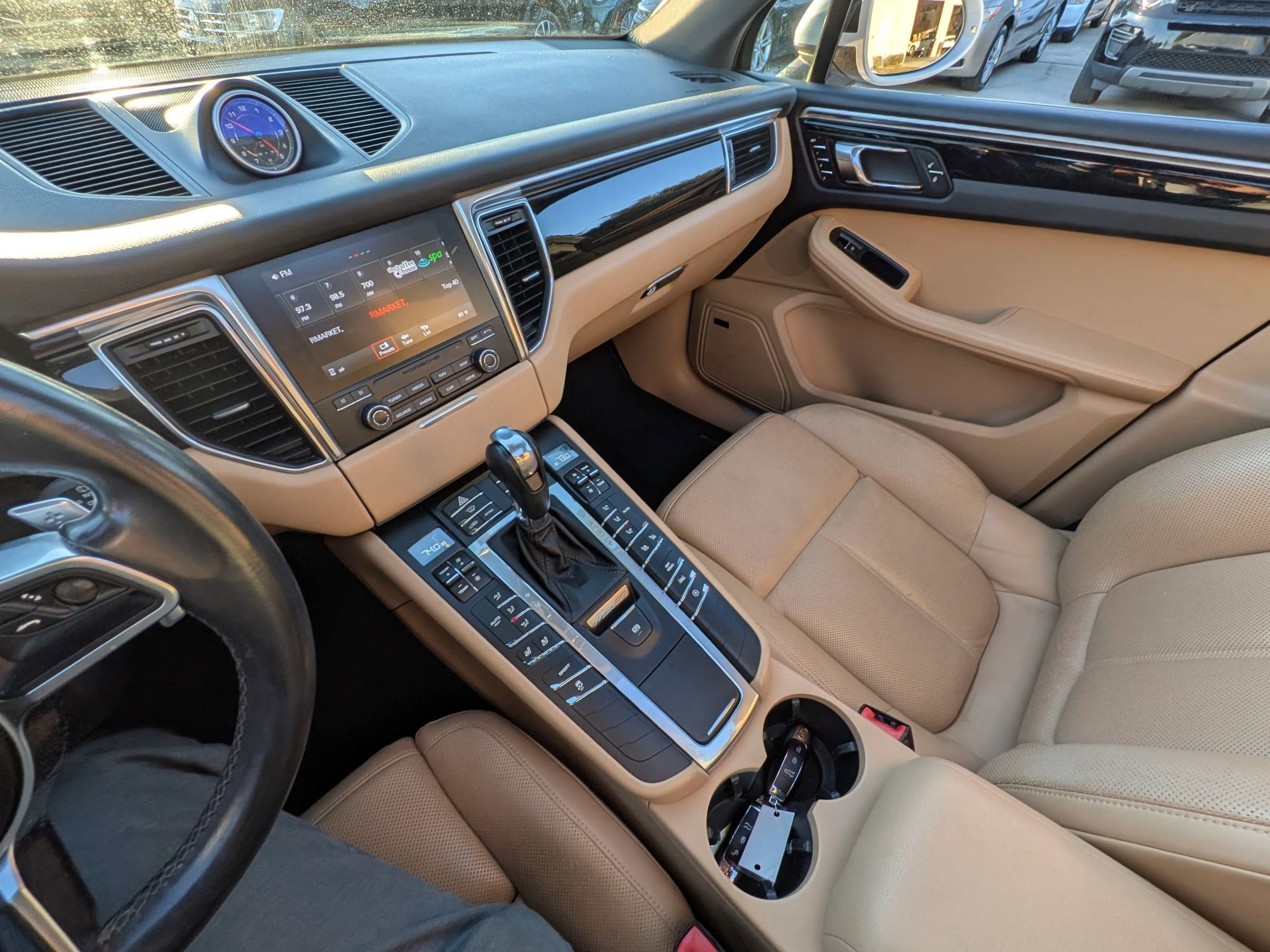 Used 2017 Porsche Macan S image 13