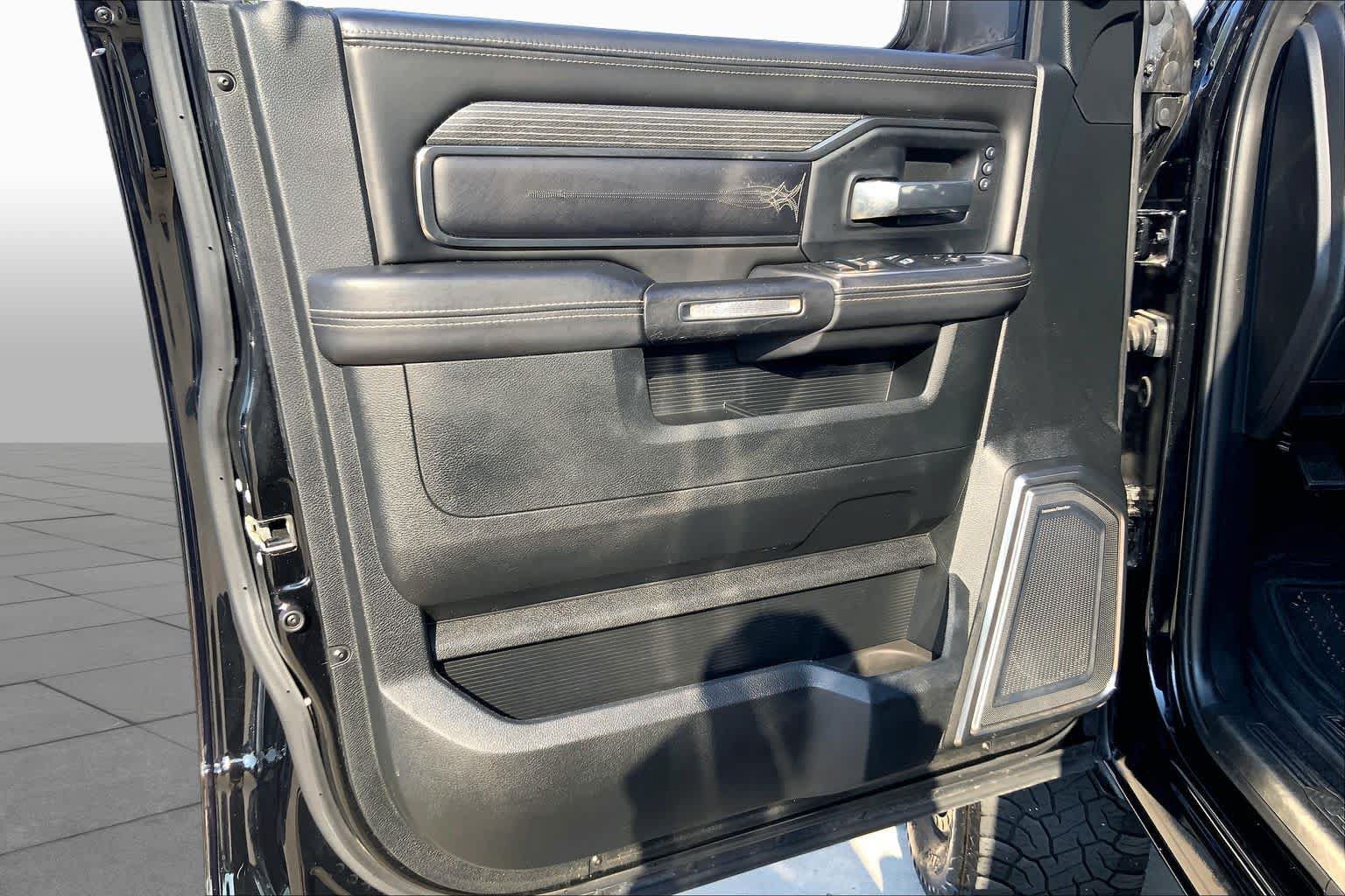 Used 2021 RAM 2500 Limited AWD/4WD image 22