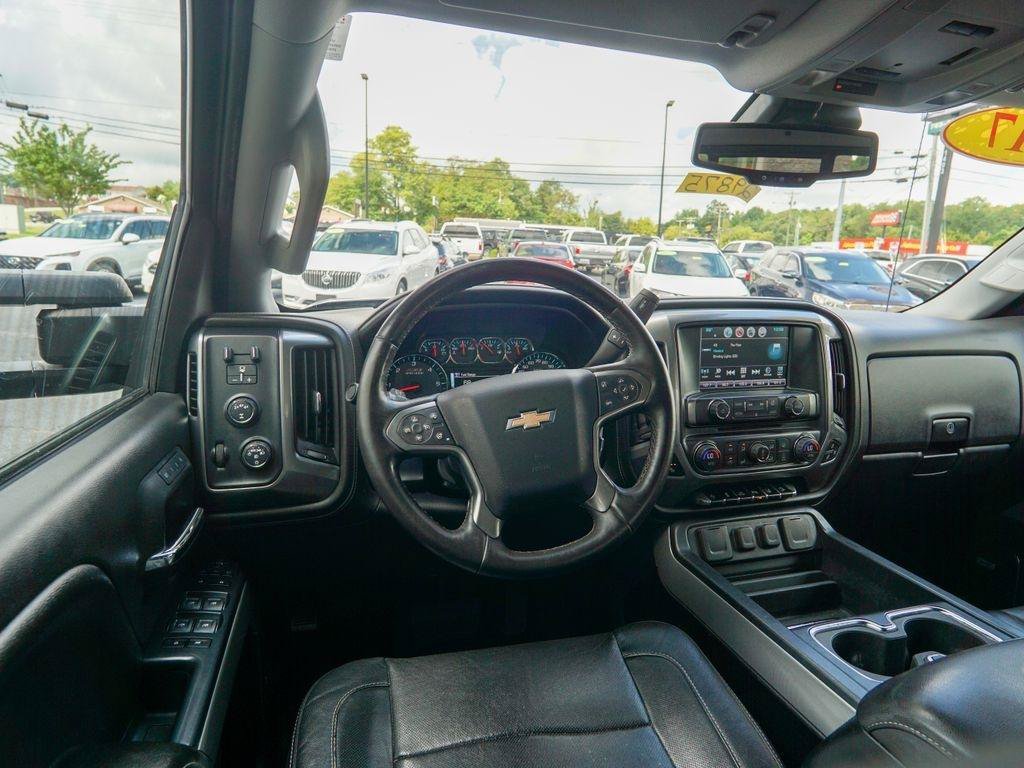 Used 2017 Chevrolet Silverado 2500 LTZ w/ Vortec Plus Package AWD/4WD image 13
