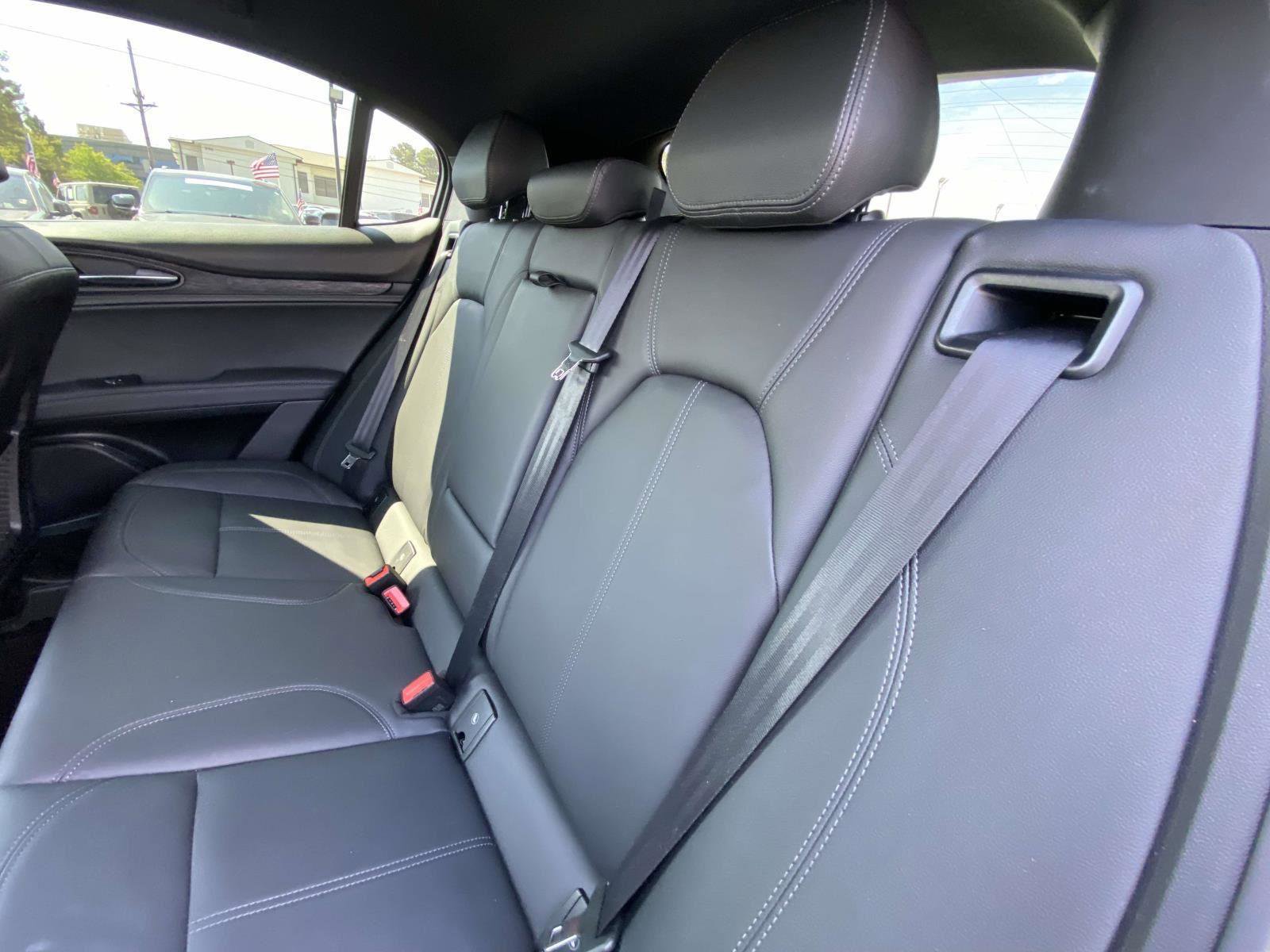 Used 2024 Alfa Romeo Stelvio Sprint image 19