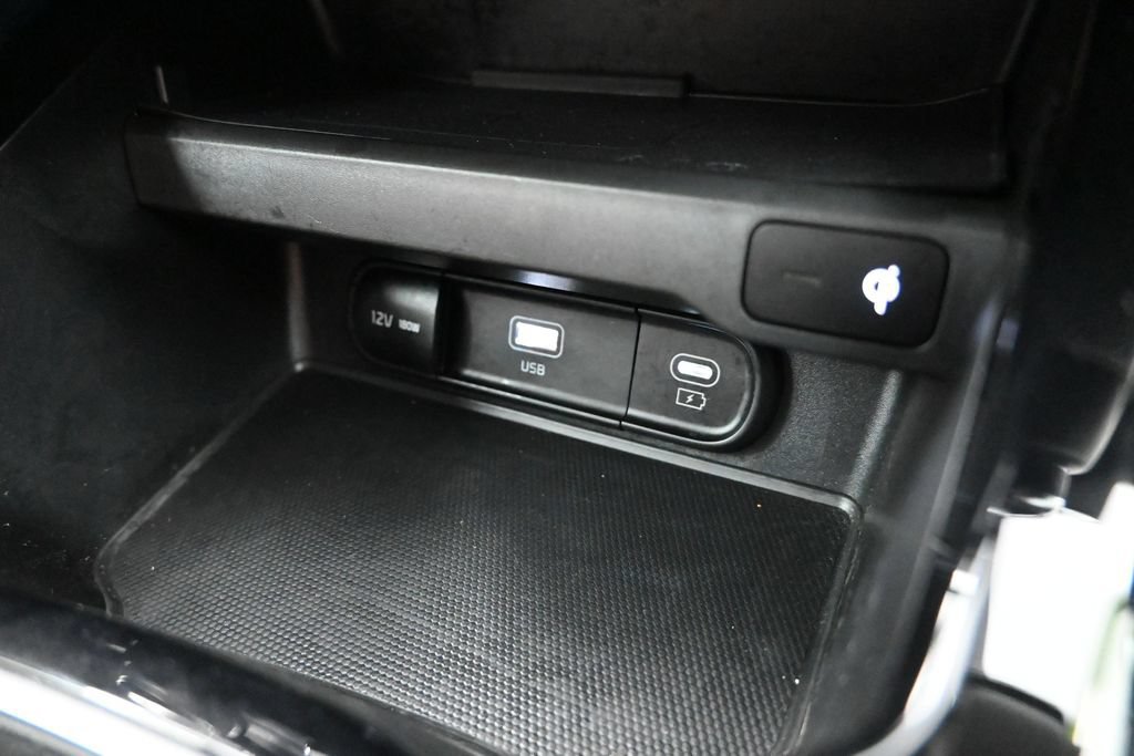 Certified 2023 Kia Soul EX FWD image 21