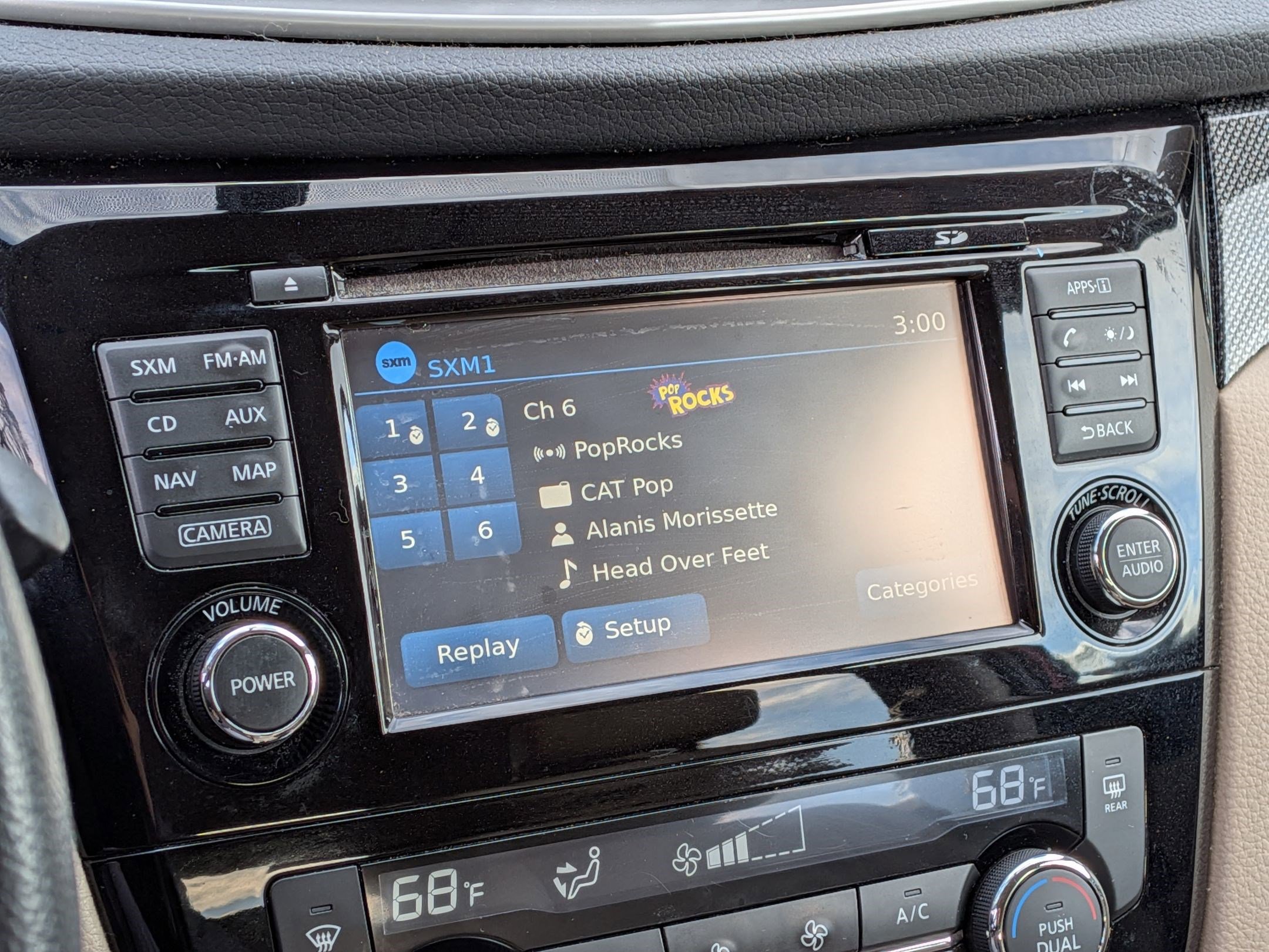 Used 2016 Nissan Rogue SL w/ SL Premium Package image 19