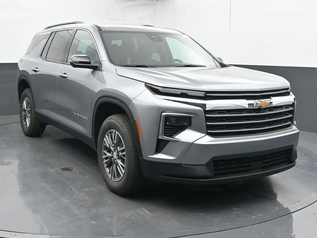 New 2026 Chevrolet Traverse LT w/ Driver Confidence Package image 2