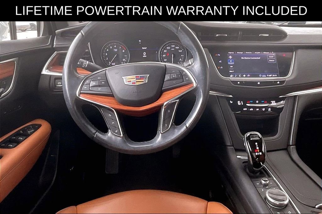 Used 2020 Cadillac XT5 Premium Luxury FWD image 7