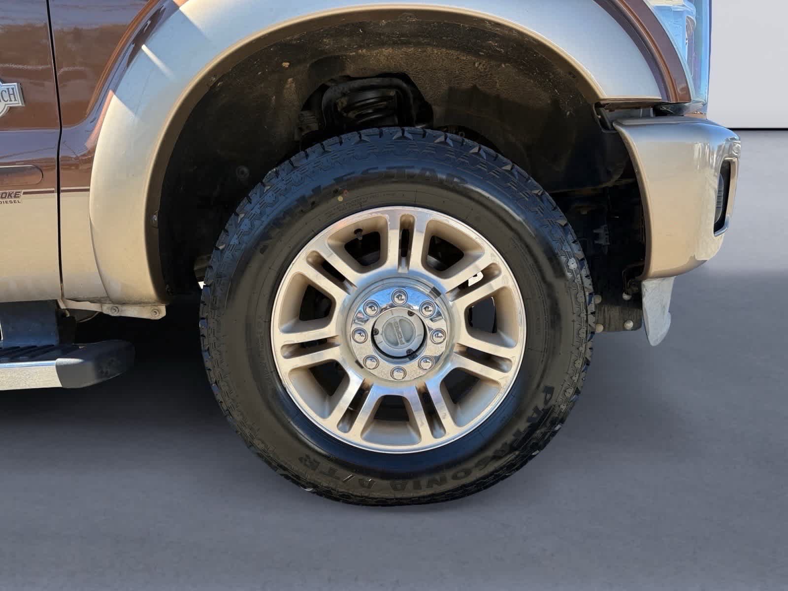 Used 2011 Ford F250 King Ranch w/ King Ranch w/Chrome Pkg AWD/4WD image 9
