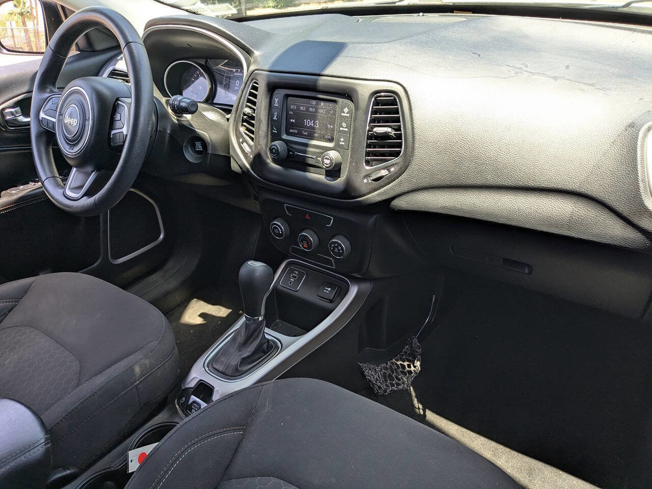 Used 2018 Jeep Compass Sport image 13