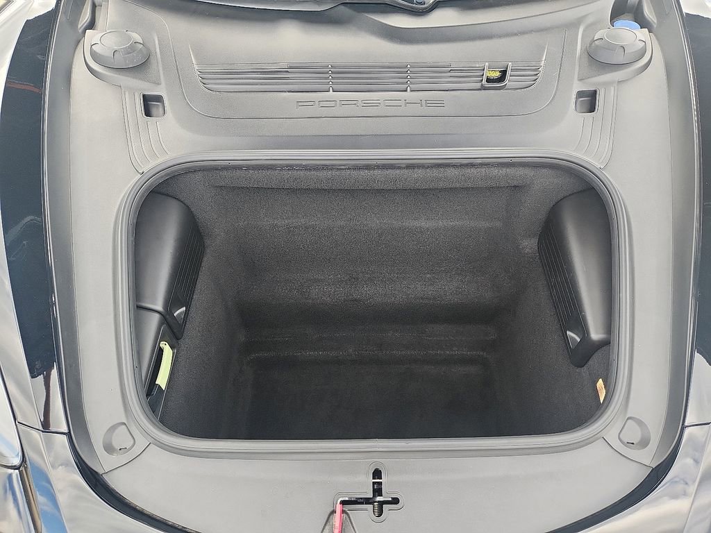 Certified 2018 Porsche 718 Cayman image 26