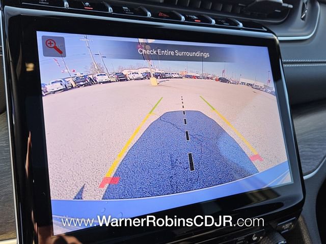 New 2025 Jeep Grand Cherokee Limited w/ Black Appearance Package image 22