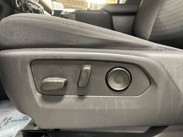 Used 2023 Chevrolet Silverado 1500 LT image 12