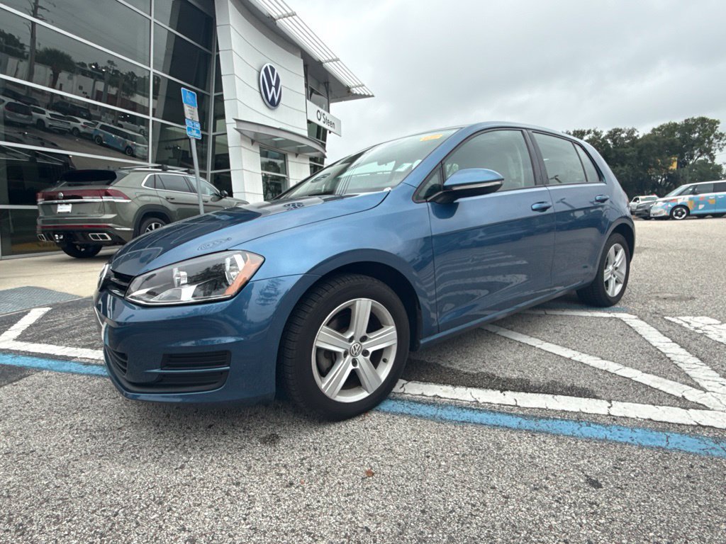 Used 2017 Volkswagen Golf Wolfsburg Edition FWD image 32
