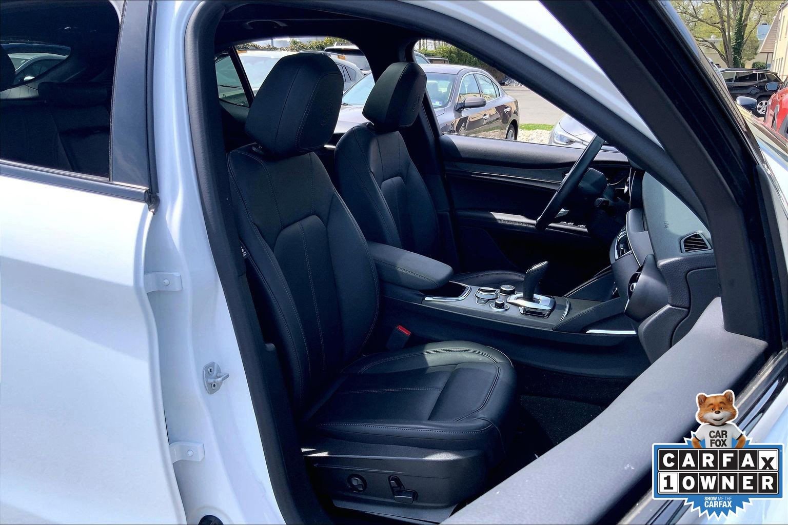 Used 2023 Alfa Romeo Stelvio Ti image 7