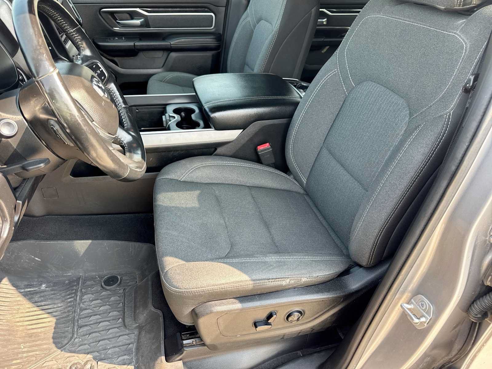 Used 2019 RAM 1500 Big Horn AWD/4WD image 16