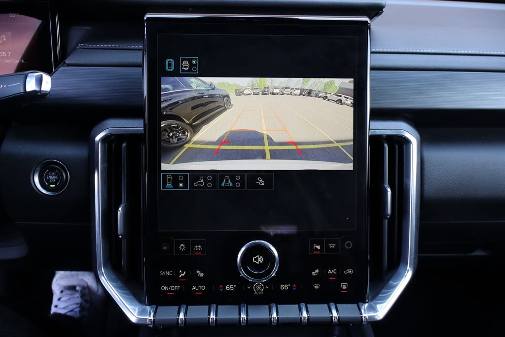 Used 2025 GMC Acadia Elevation FWD image 23