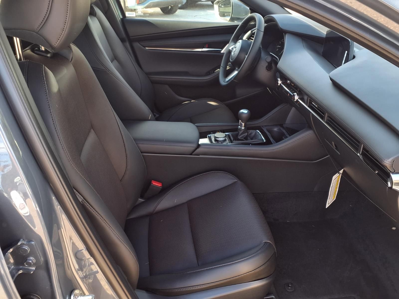 New 2026 MAZDA MAZDA3 2.5 S Hatchback w/ Premium Pkg FWD image 24