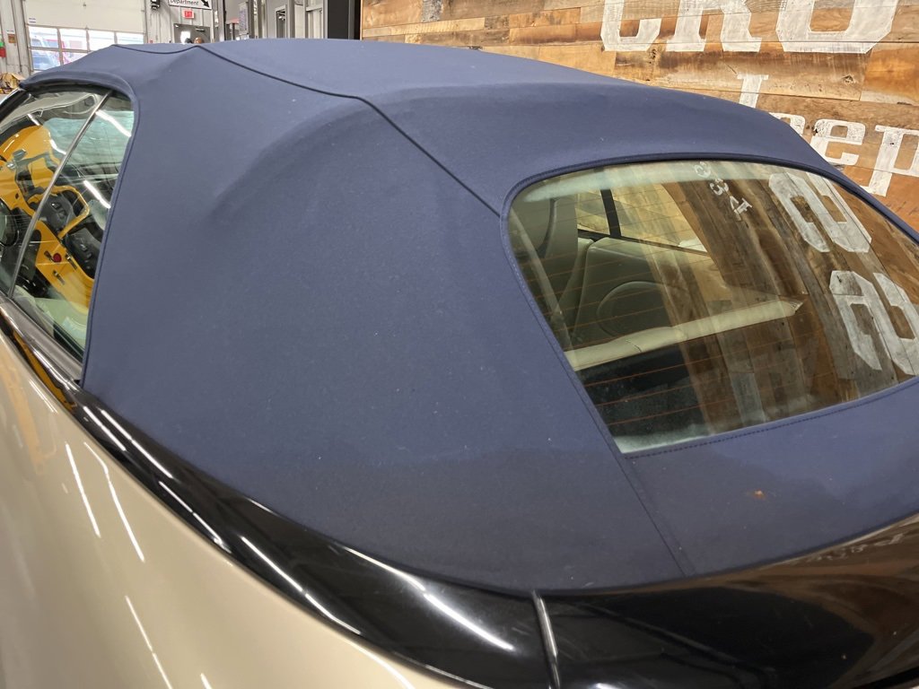 Used 2002 Chrysler Sebring Limited image 19