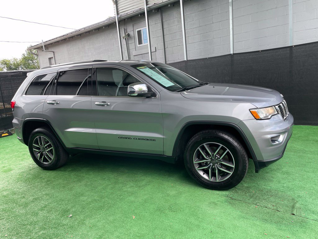 Used 2019 Jeep Grand Cherokee Limited AWD/4WD image 2
