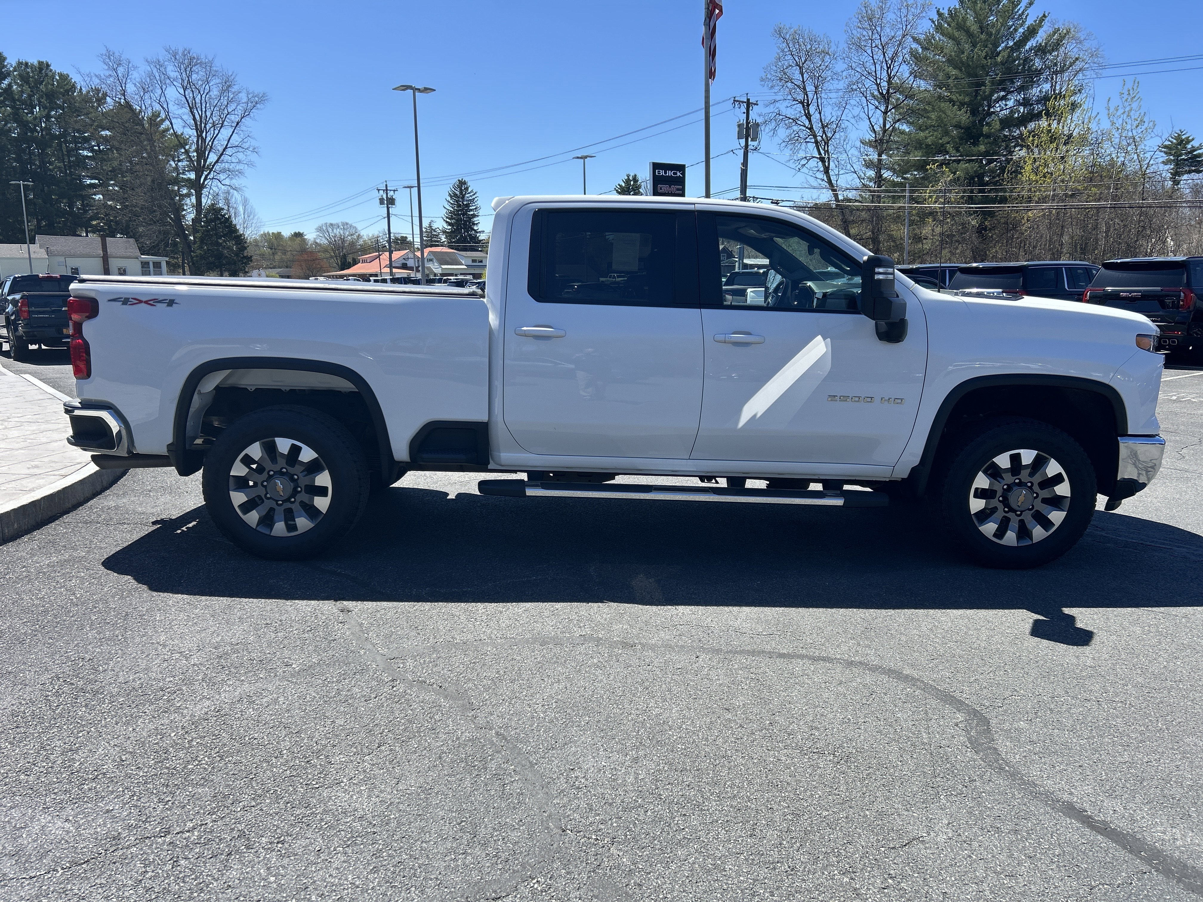 Used 2024 Chevrolet Silverado 2500 LT w/ Convenience Package AWD/4WD image 15