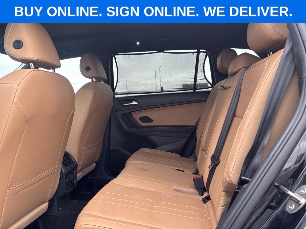 Used 2024 Volkswagen Tiguan SE w/ Panoramic Sunroof Package AWD/4WD image 11