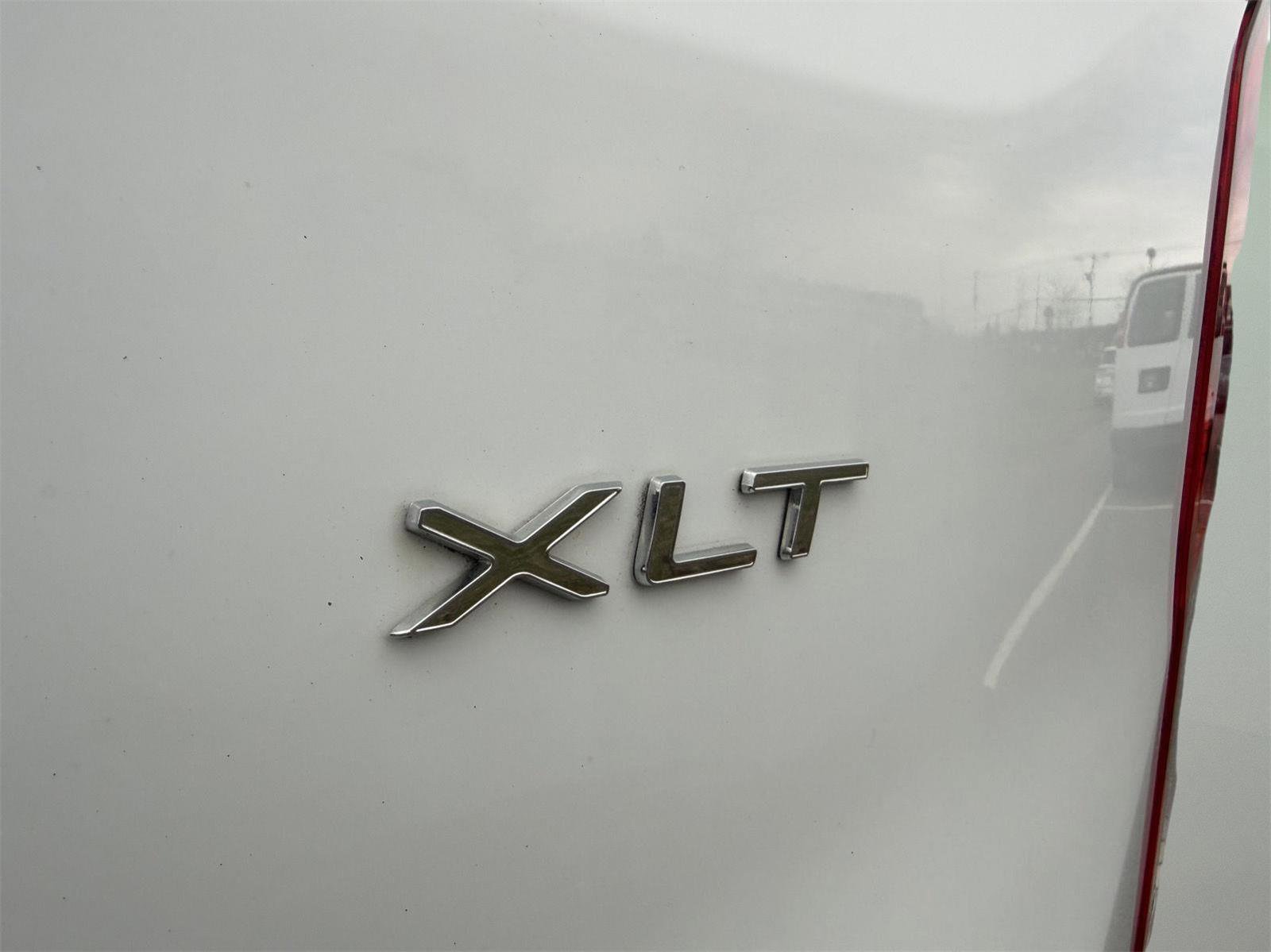 Used 2015 Ford Transit 350 XLT image 14