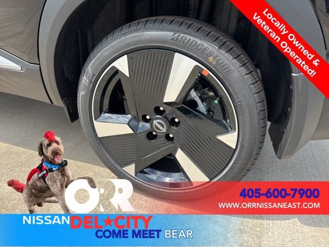 New 2025 Nissan Kicks SR FWD image 9