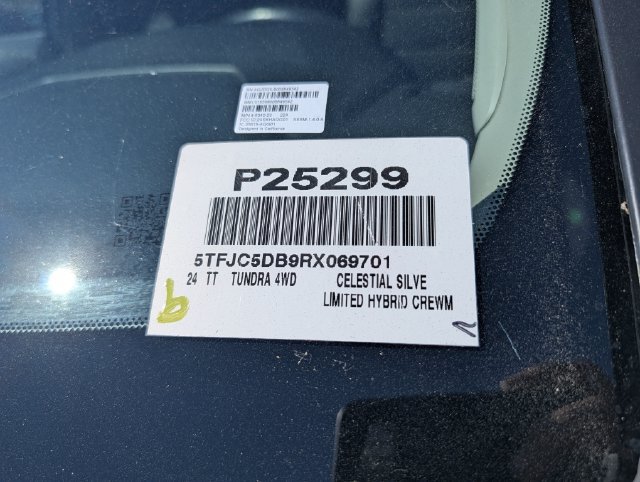 Used 2024 Toyota Tundra Limited AWD/4WD image 37