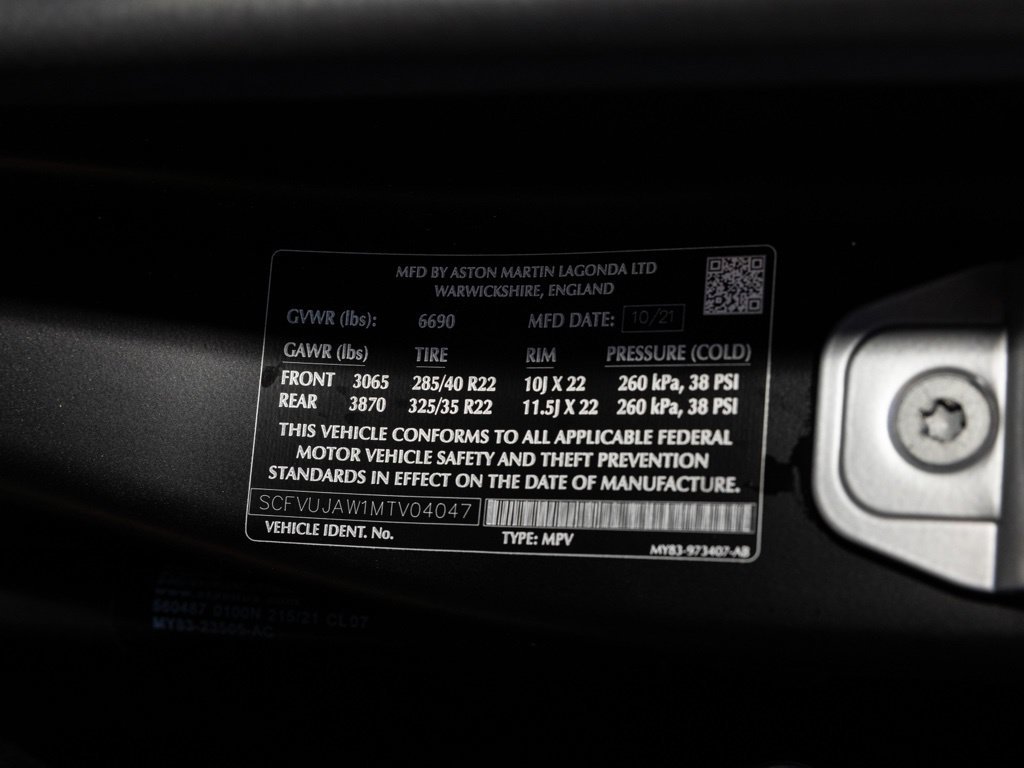Used 2021 Aston Martin DBX AWD/4WD image 82